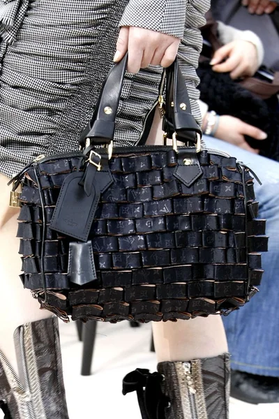 Look 70